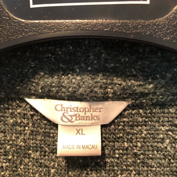 Christopher Banks cardigan - Picture 2 of 3